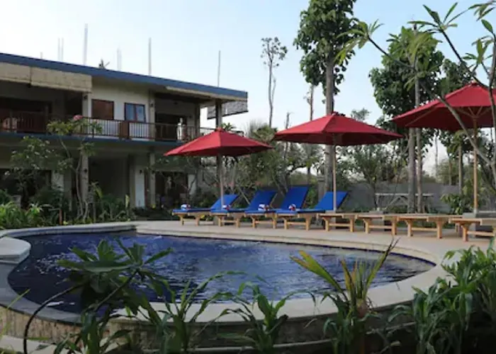 Jaya Hotel *